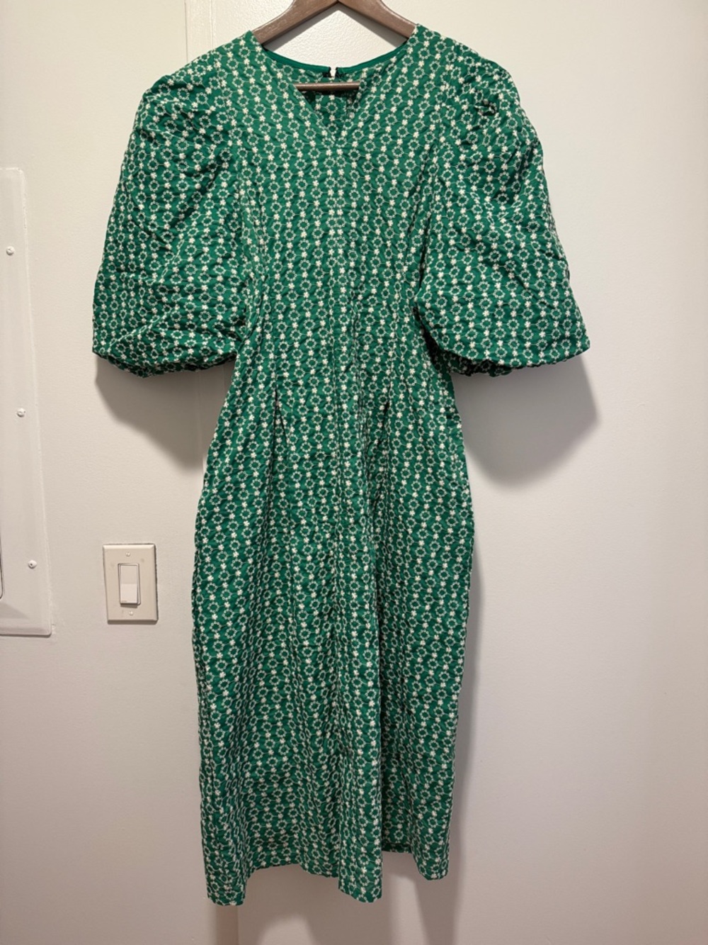 Green Floral Puff-Sleeve Midi Dress